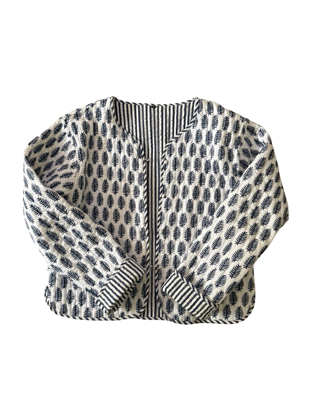 Quilted reversible Navy and White Cropped Batik Jacket